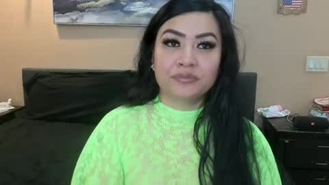 luckylee1992 online show from July 16, 6:40 am