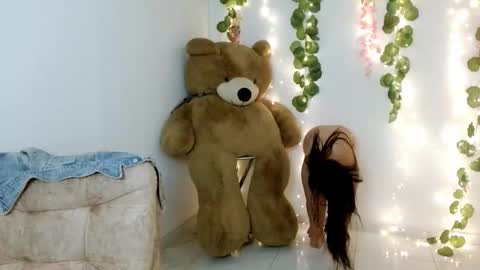 lucy1609 online show from October 25, 8:59 pm