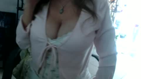 lucy_0000 online show from June 20, 4:21 pm