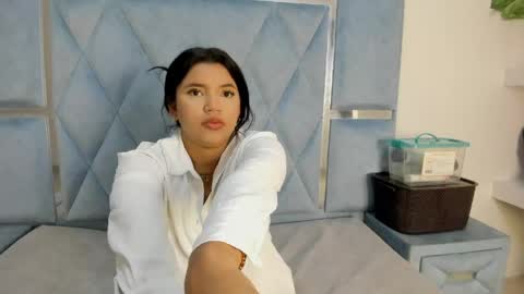 Lucia  online show from June 3, 1:45 pm