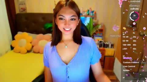 Snapshot of lucy_gray29 chatting on October 7, 1:43 am Lucy online show from October 7, 1:43 am
