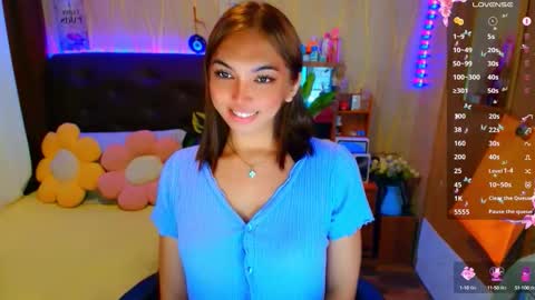 Snapshot of lucy_gray29 chatting on September 22, 9:41 am Lucy online show from September 22, 9:41 am