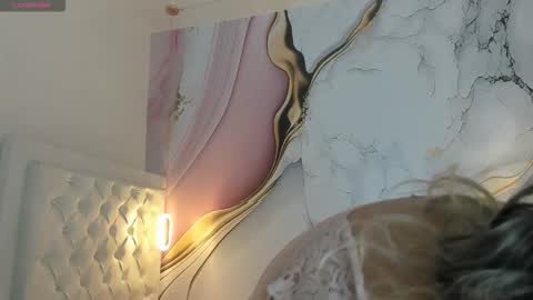 Lucy online show from December 16, 11:49 am