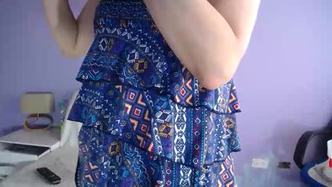  SleepyAbuela online show from April 21, 1:18 pm