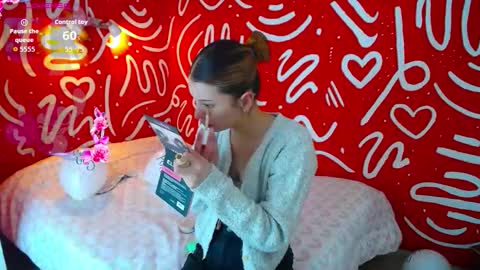 Lucy online show from February 19, 11:32 am