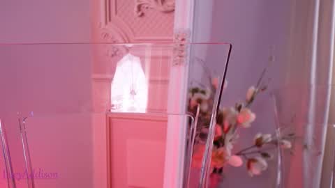 LucyAddison online show from November 18, 4:57 am