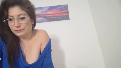 lucybylucy online show from February 4, 12:08 pm