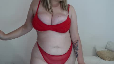 Lucy online show from October 22, 10:59 pm