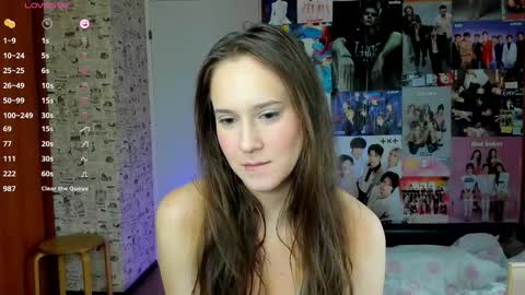 Lucy Rose online show from September 26, 5:54 pm