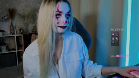 Snapshot of lucysbrain chatting on October 29, 5:15 pm Lucy online show from October 29, 5:15 pm