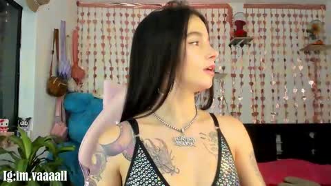 Snapshot of lucyy_tayy chatting on October 8, 8:40 am The love of your life 3 online show from October 8, 8:40 am