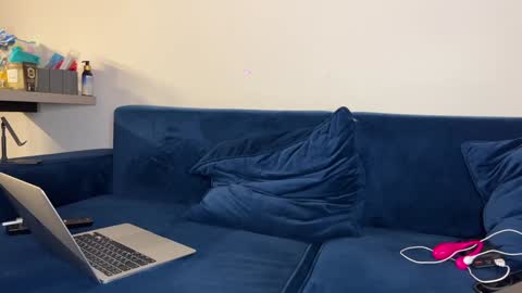 Luis and Alina online show from December 13, 7:53 pm