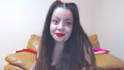 Cassie online show from January 7, 8:01 pm