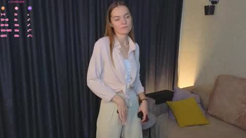 Snapshot of lulaghent chatting on October 19, 1:51 am Lula online show from October 19, 1:51 am