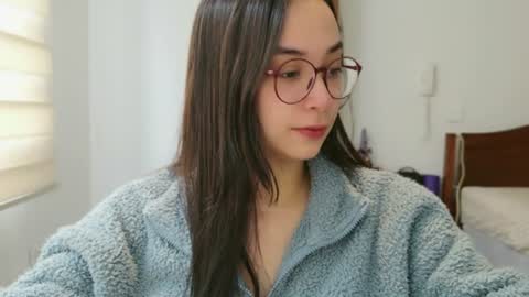 Luli online show from June 19, 1:03 pm