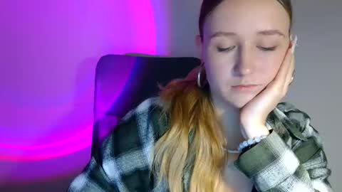 Lulu Baby18 online show from November 28, 6:44 pm