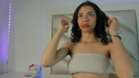 elizabeth online show from April 21, 4:19 am