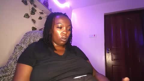 lulu_sparks1 online show from September 27, 2:57 pm