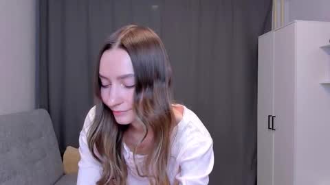 Naya online show from February 18, 3:44 pm