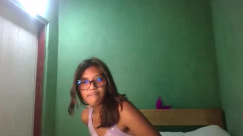 luna8184 online show from March 9, 2:42 pm