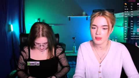 Snapshot of luna_berryy chatting on March 3, 8:29 pm luna_berryy online show from March 3, 8:29 pm