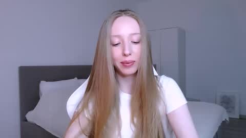 Luna online show from February 4, 9:07 pm