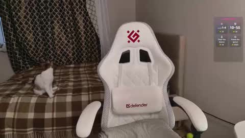 luna_loveeee online show from September 17, 3:04 am