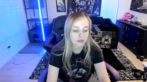 Luna online show from April 27, 12:08 am