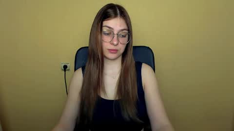 Luna online show from April 23, 8:11 am