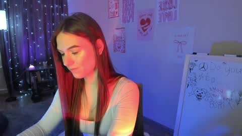 luna_lust_211 online show from March 29, 4:33 am