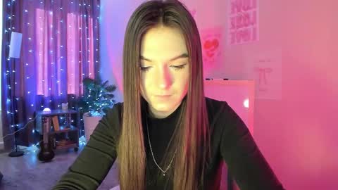 luna_lust_211 online show from March 21, 5:23 am