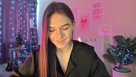 luna_lust_211 online show from March 7, 8:43 am