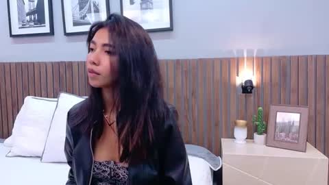 LUNA  online show from March 6, 2:12 pm