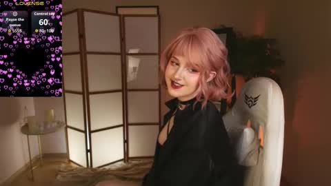 Snapshot of luna_son chatting on October 16, 9:39 pm Luna online show from October 16, 9:39 pm