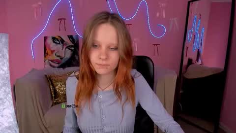 Luna online show from March 28, 2:49 pm