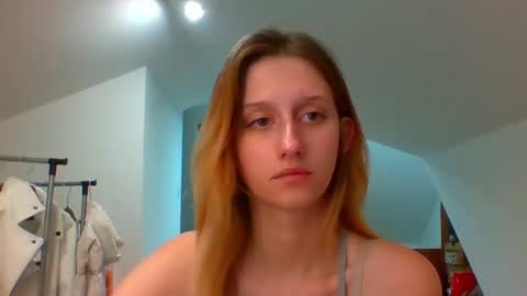 L U N A  online show from December 2, 2:50 pm