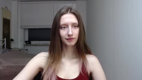 L U N A  online show from January 16, 6:42 am