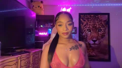 lunaa_11 online show from July 30, 7:09 am