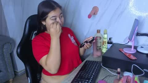 Lunafemme tf online show from April 23, 3:14 am