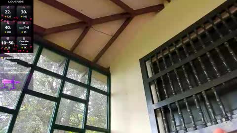 lunaluxe1001 online show from February 18, 5:45 pm