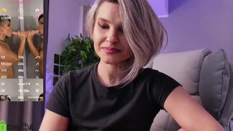 Snapshot of lunamorgan_ chatting on January 3, 5:39 am Luna online show from January 3, 5:39 am