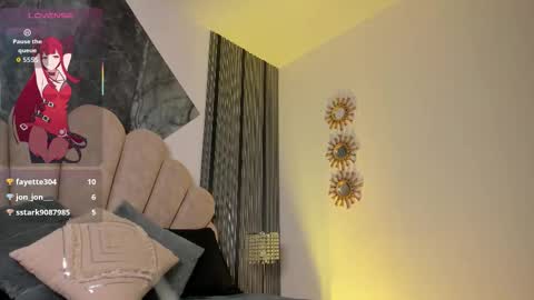 Luna   online show from March 21, 11:04 am