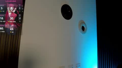 Luna   online show from April 27, 11:40 am