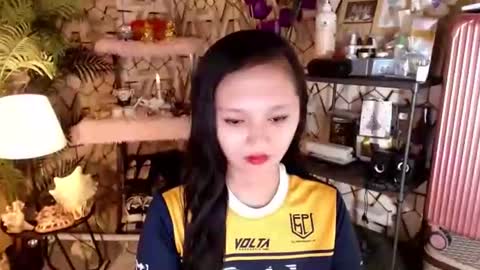 lunawinks_ online show from January 5, 5:27 pm