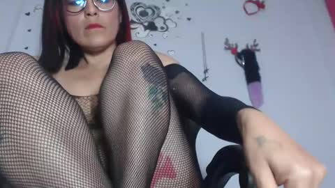 Snapshot of lunitaqueen_ chatting on January 25, 4:56 am Luna Tamara online show from January 25, 4:56 am