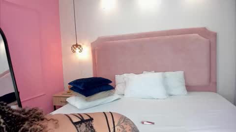 lunnasinclair online show from January 8, 1:04 pm