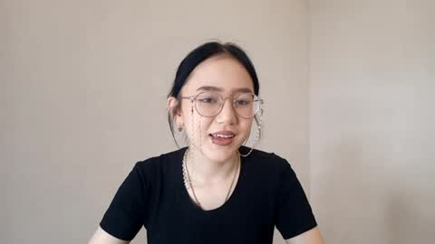 Roxie online show from April 17, 1:13 pm