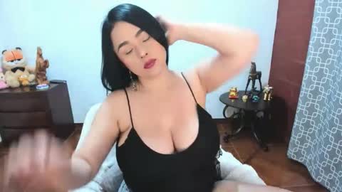 PAULINA online show from April 23, 9:39 pm