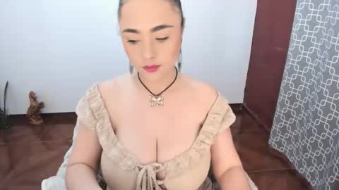 PAULINA online show from November 26, 9:05 pm