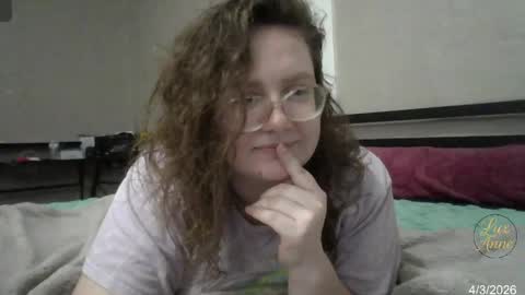 Lux anne online show from April 3, 4:54 am